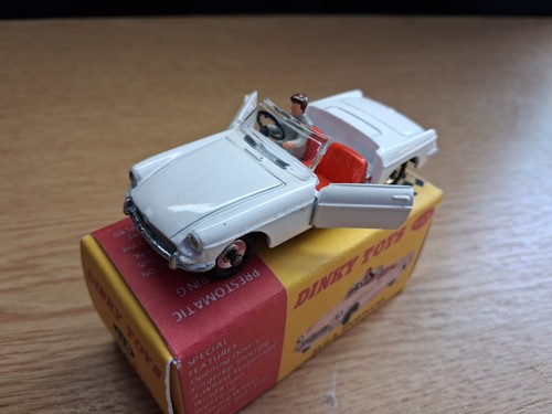 Dinky 113 sports car - dinky,
