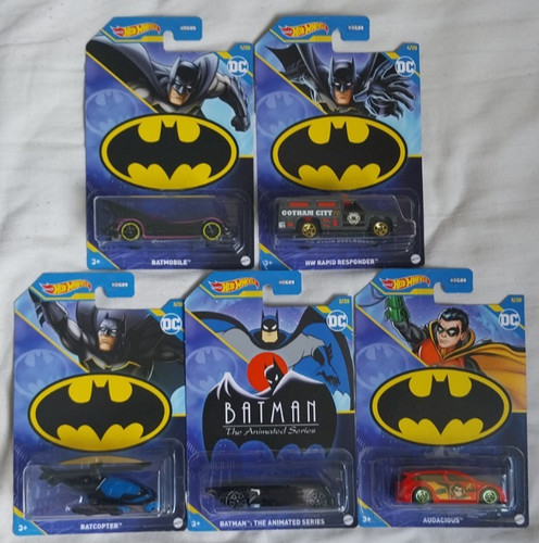 Hot wheels batmobile - hot,