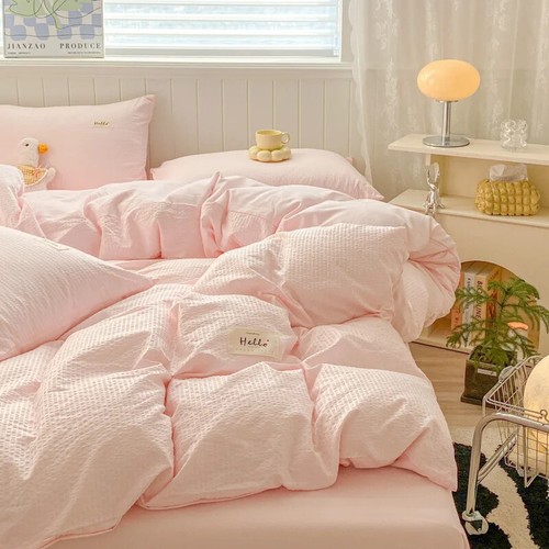Four piece bedding set solid - set,