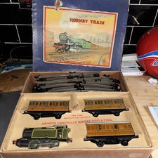 Vintage Hornby O gauge clockwork railway train set No101 passenger train set box