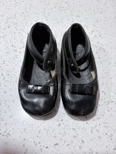 Antique baby leather - antique, button