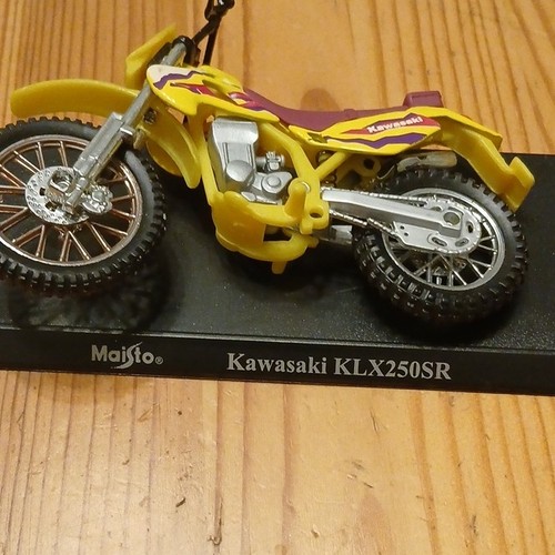 Maisto kawasaki klx250sr - kawasaki,