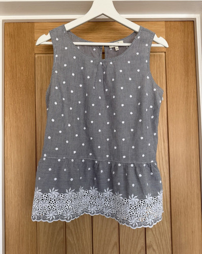 Papaya grey and white striped