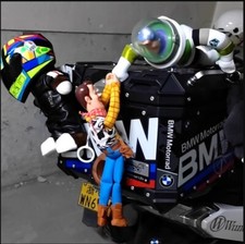 Toy Story Sheriff Woody help