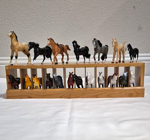 Lakeshore wooden horse - lakeshore, stable