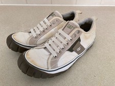 CAT trainers shoes boots  MEN Size a generous 7 / 41 in Very Good Condition 