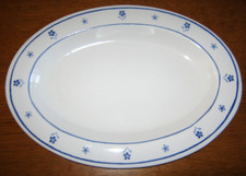 IKEA Oval Dinner Plates x
