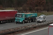 Truck Photo Mercedes-Benz