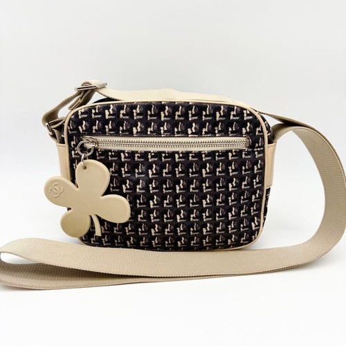 Chanel icon canvas - canvas, clover