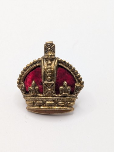 Ww2 era officers kings crown - ww2,