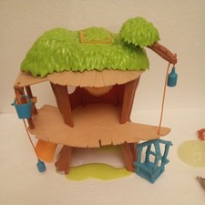 Peter Rabbit Treehouse and