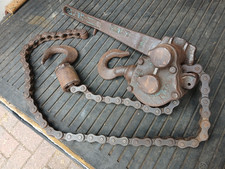 Yale 1-1/2 ton chain pull lift Hoist / Winch