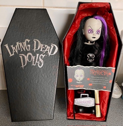 Living dead doll tragedy - living,