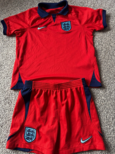 England kids football kit - england,