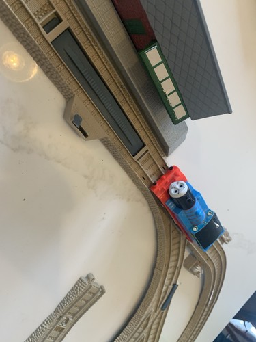 Trackmaster hit toy company - trackmaster,