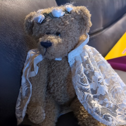 Vintage bears the attic - ty,
