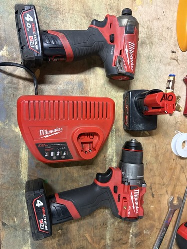 Milwaukee m12 impact driver - m12,