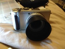 **STOP**  Infrared Panasonic LX3 10.1MP ,with charger, battery and 52mm adapter