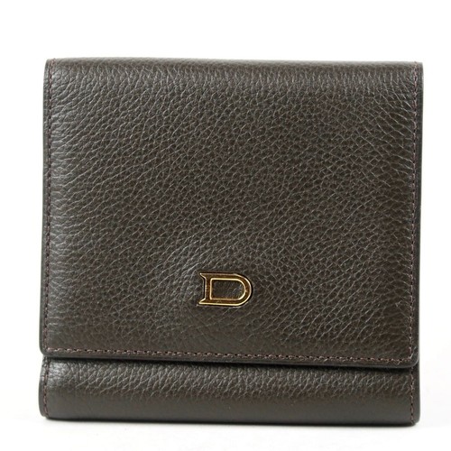 Delvaux royal warrant holder - delvaux,