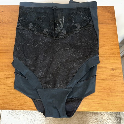 Ladies knickers pants - m&s,