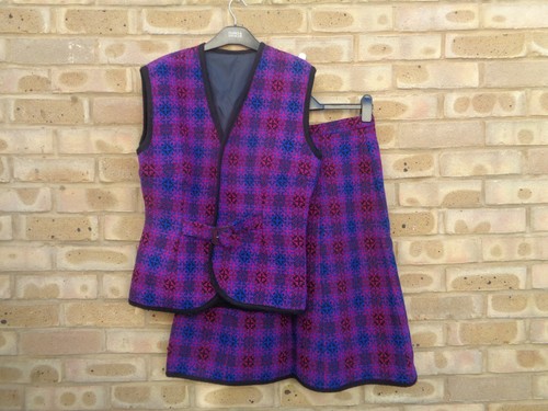 True vintage size 100 - size, 14-16