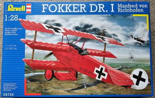 04744 revell scale - revell, 1:28