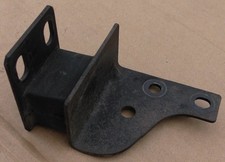 Nissan Middle Exhaust Mount