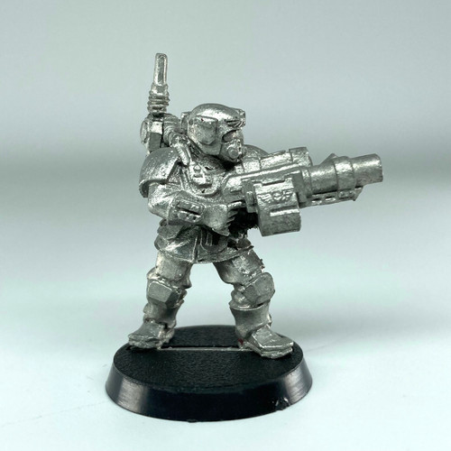 Kasrkin with grenade launcher - kasrkin,