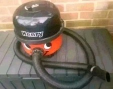 Numatic Henry Hoover 160 HVR160 Cylinder 620W Vacuum Cleaner - Red