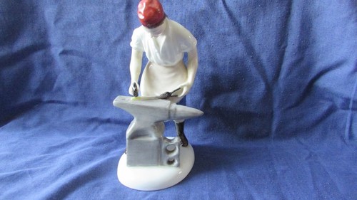 Royal doulton hn2240 - royal,