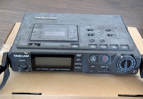 Tascam portable dat - da-p1,