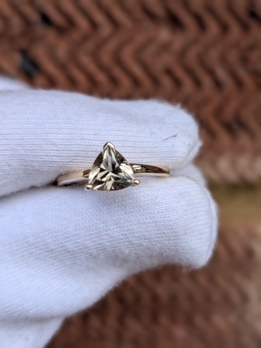 9ct yellow gold - 9ct, 1.33cts