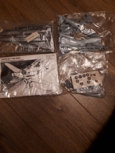Vintage model kits - kits,