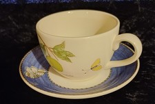 1 x WEDGEWOOD SARAH'S GARDEN QUEEN'S WARE CUP AND SAUCER, BLUE BORDER