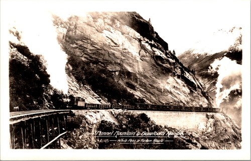 Rppc railroad train - rppc, tunnel