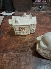 VINTAGE SHELF POTTERY. HALIFAX