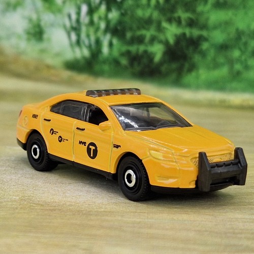 Matchbox ford interceptor taxi - matchbox,