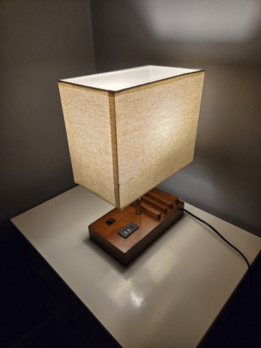 L6009 usb table - table, walnut