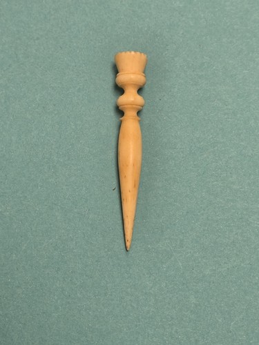 Antique victorian bovine - bovine, bone