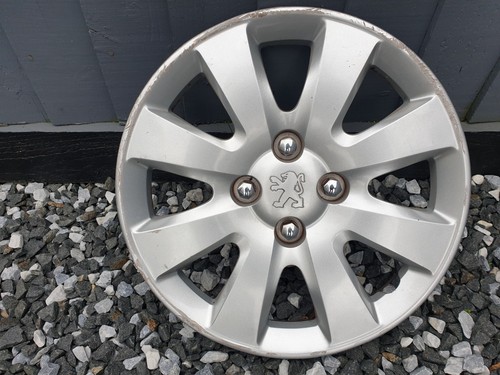 One peugeot 207 - peugeot, 15"