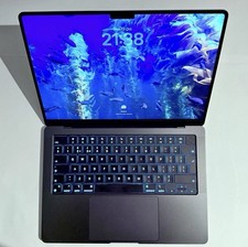 Apple MacBook Pro 16-inch M4