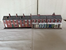 JOB LOT OF METCALFE LOW RELIEF BRICK TERRACES AND SHOPS OO GAUGE