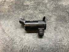 2003 TOYOTA AVENSIS D4D ESTATE DENSO WINDSCREEN WASHER BOTTLE PUMP 