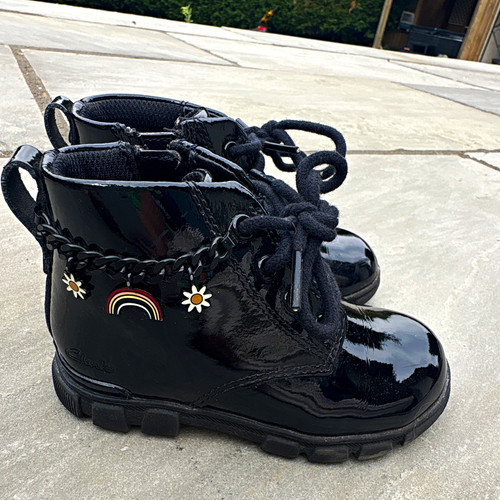 Clarks girls black patent - black,