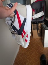 reebok classics size 10.5