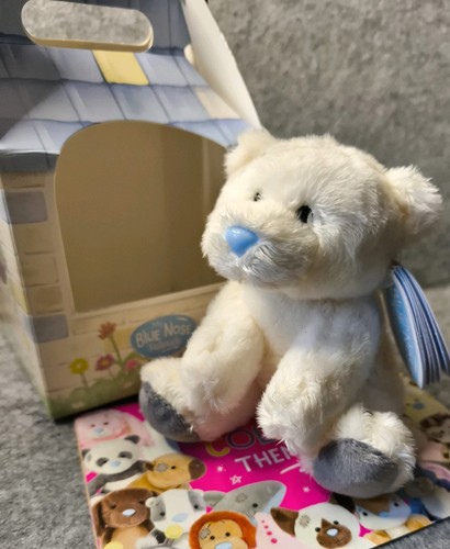 Salty the polar bear - polar,