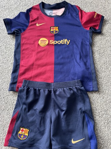 Barcelona kids football kit - football,