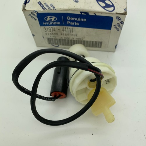 Hyundai h100 fuel filter - h100,