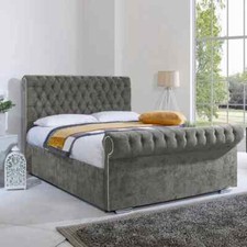 New  Chesterfield Sleigh