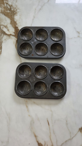 Vintage pair shell cake baking - vintage,